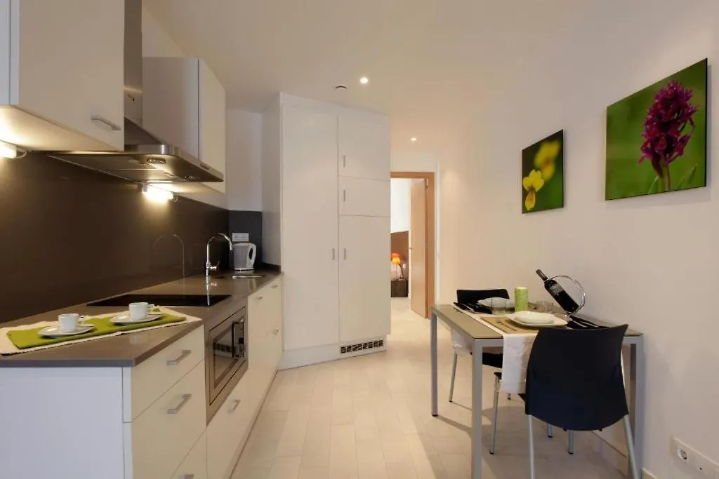 Fisa Rentals Les Corts Apartments Barcelona Spanien