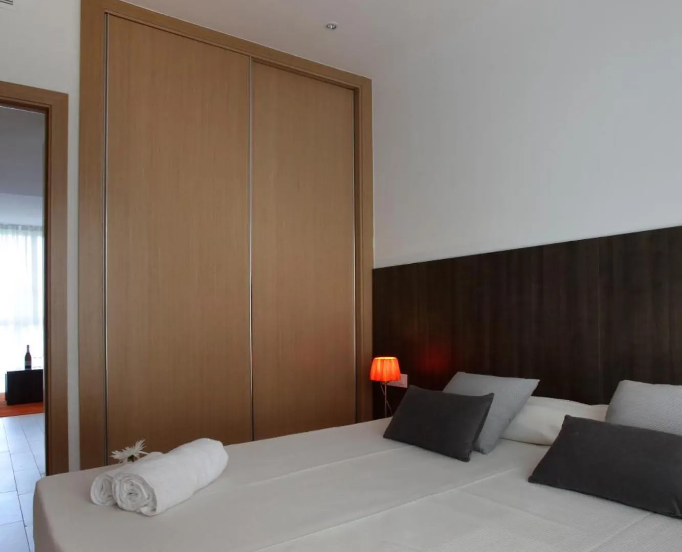 Fisa Rentals Les Corts Apartments Barcelona