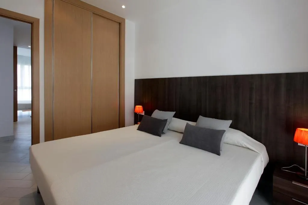 Fisa Rentals Les Corts Apartments Barcelona Spanien