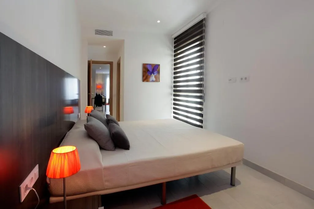 Fisa Rentals Les Corts Apartments Barcellona
